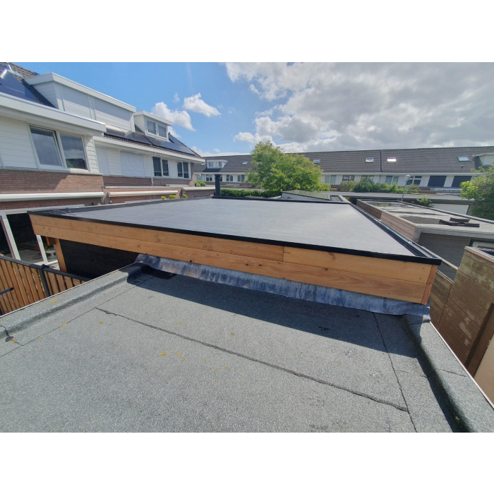 Europees EPDM Dakpakket compleet 1,20 mm dik - 5,60 meter breed